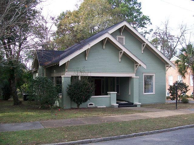 1st image of 307 Gaskin Ave N