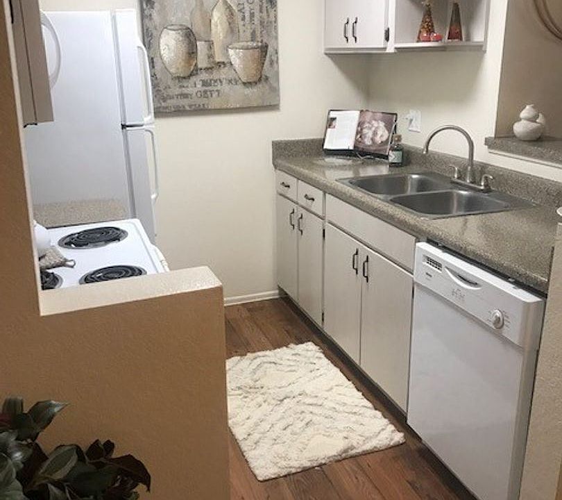 1st image of 1321 W Yaqui Dr APT 67
