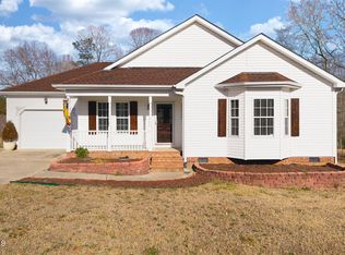 85 Jarrett Bay Ln, Fuquay Varina, NC 27526