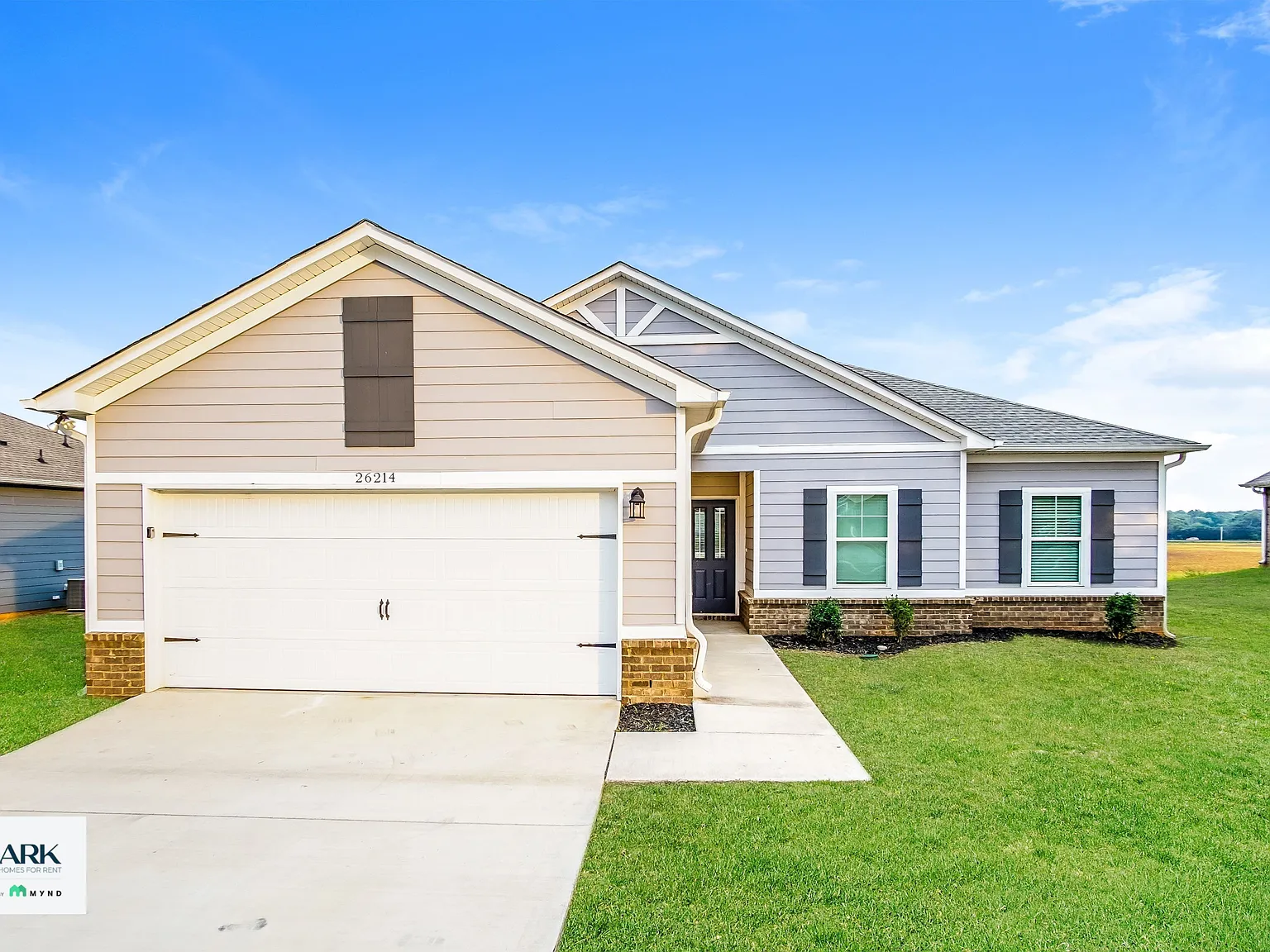 4 bed, 2.0 bath, 1574 sqft, $1,810 — Photo 2