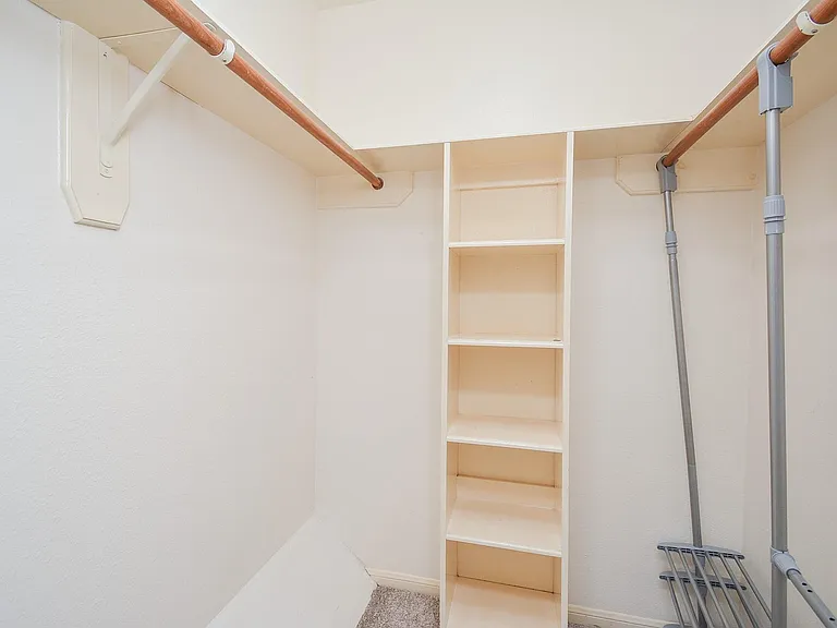 7447 Cambridge St #115 — Photo 25