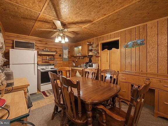 12th image of 277 Cheeks Ln