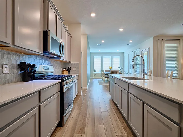 23534 Terreti Brook Dr — Photo 17