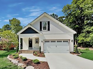 624 Stratford Dr, Zebulon, NC 27597