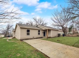 816 E Butler St, Fort Worth, TX 76110