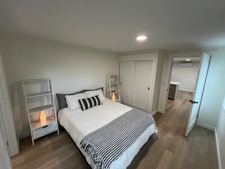 1123 Mira Flores Dr #B — Photo 10