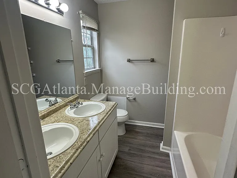 154 Willow Springs Ln — Photo 8