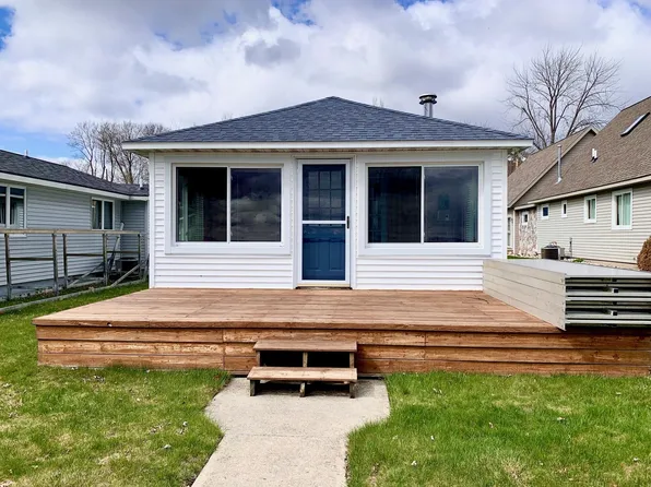 7827 E Houghton Lake Dr, Houghton Lake, MI 48629