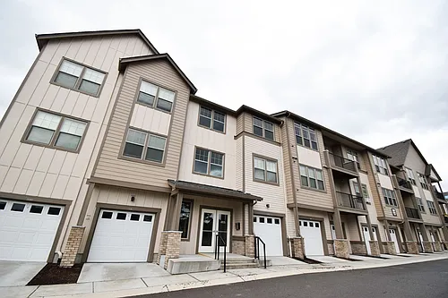 16417 NW Chadwick Way #104 Photo 1