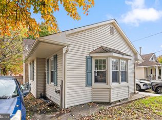 828 Sunrise Ave, Deptford, NJ 08096