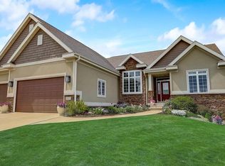 1701 Daily Dr, Waunakee, WI 53597