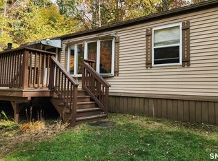 32 Hall Road, Chaplin, CT 06235