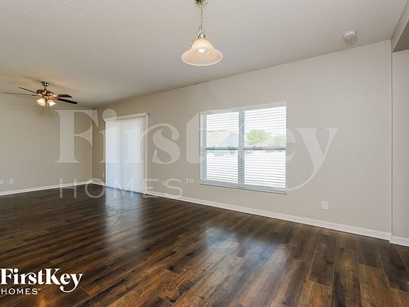 5th image of 279 Whispering Pines Way