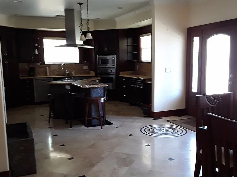 188 Prison St — Photo 4