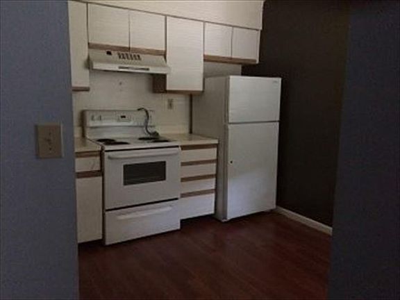 4th image of 745 NW 91st Ter