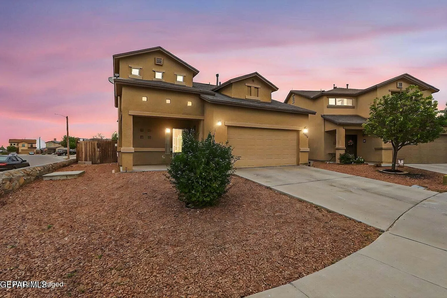 4 bed, 2.5 bath, 2141 sqft, $1,995 — Photo 2