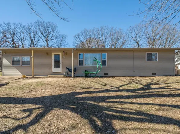209 Summit Ave, Waynesville, MO 65583