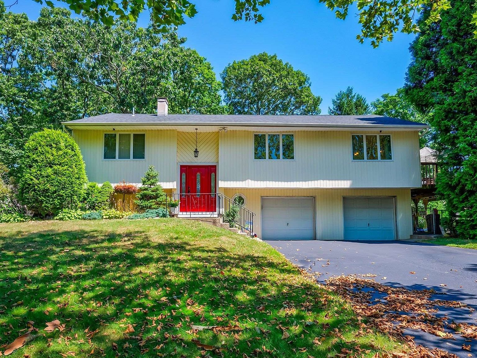 3 Caroline Drive, Dix Hills, NY 11746 Zillow
