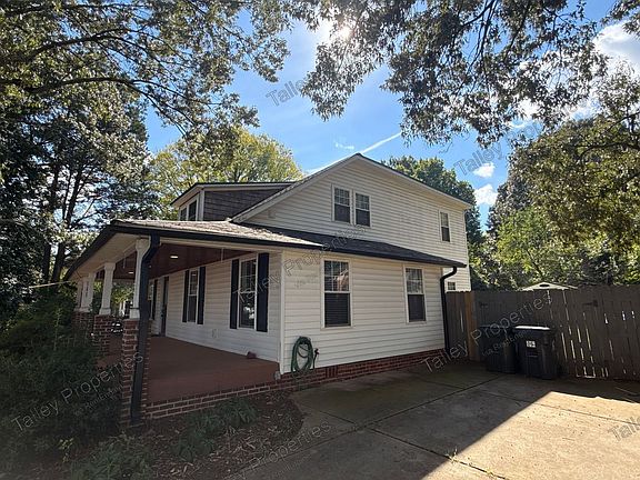 2nd image of 11103 Walters St