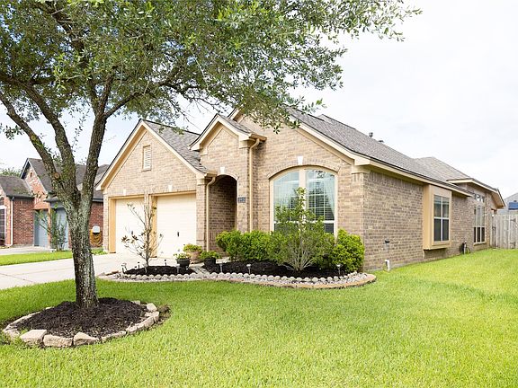 3rd image of 18915 Roseworth Ct
