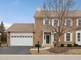 641 Dunhill Ln, Carol Stream, IL 60188