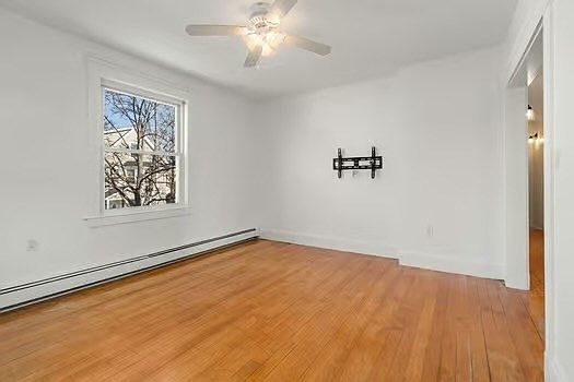 5th image of 215 Ash St APT 3
