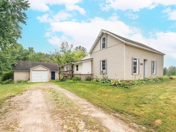 10055 Eight Mile Rd, Evart, MI 49631