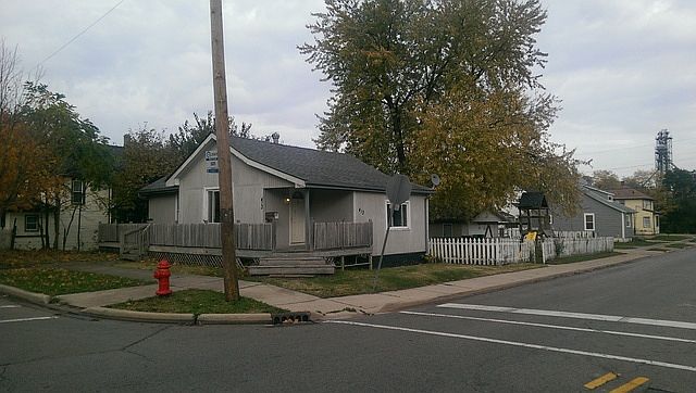 2nd image of 413 Morgan St