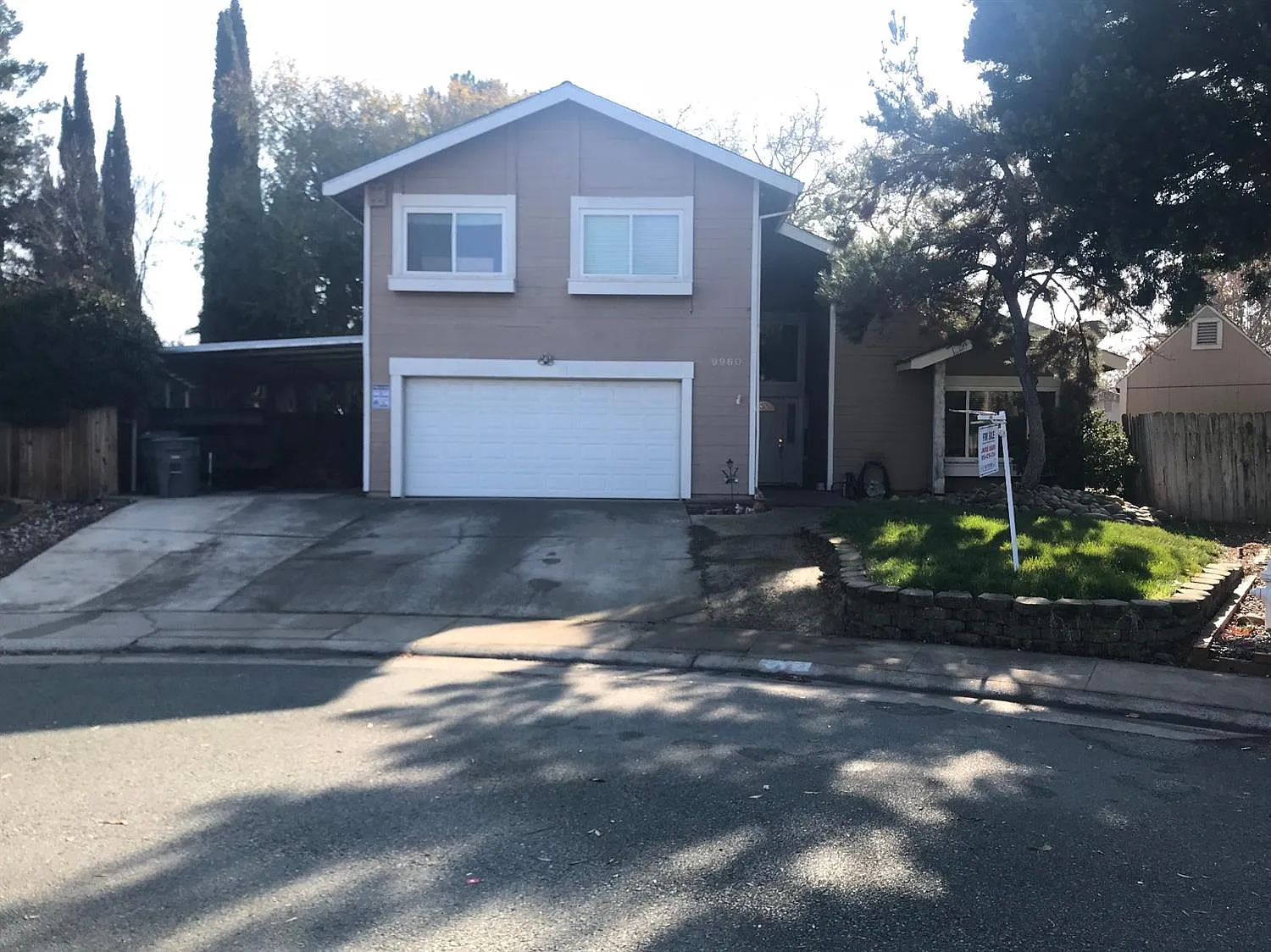 9960 Meadow Oak Cir photo 1