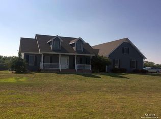 1796 Fox Ln, Bennington, KS 67422