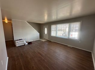 758 Eagle Creek Rd, Valparaiso, IN 46385