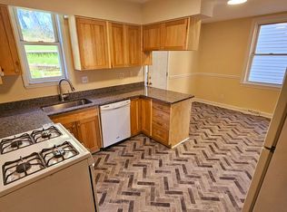 505 - 507 Russellwood Ave, Mc Kees Rocks, PA 15136