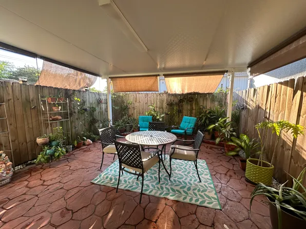 8370 NW 8th St APT 3, Miami, FL 33126