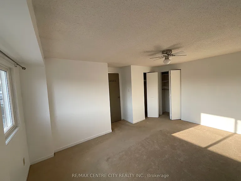 89 Highview Ave E #39 — Photo 11