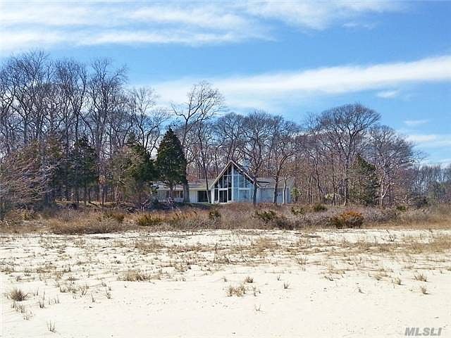 1st image of 2545 Arrowhead Ln