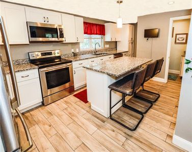 550 Division St, East Greenwich, RI, 02818