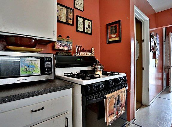 4th image of 6025 Arabella St
