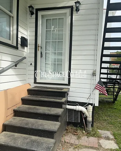 100 Morris St #B Photo 1