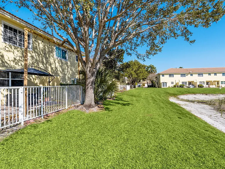 948 Imperial Lake Rd — Photo 40