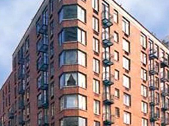 5th image of 311 Greenwich St APT 5G