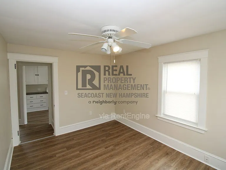 23 Grove St #B — Photo 7
