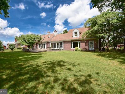 5 Lakeside Ln, Carneys Point, NJ, 08069