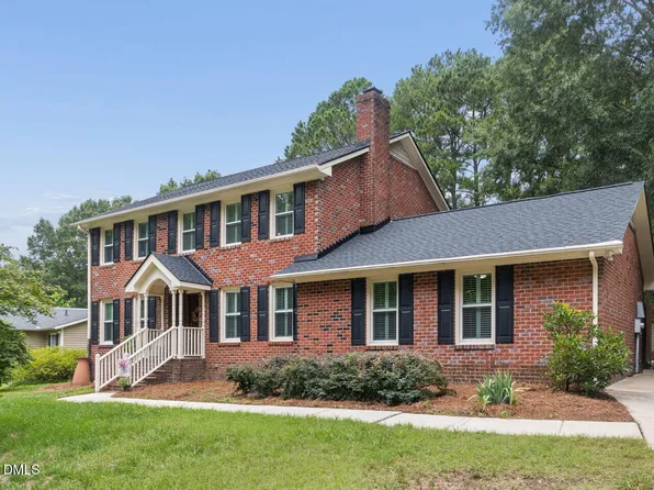 908 Buckingham Rd, Garner, NC 27529