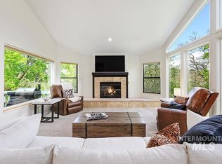 500 E Balmoral Rd, Boise, ID 83702