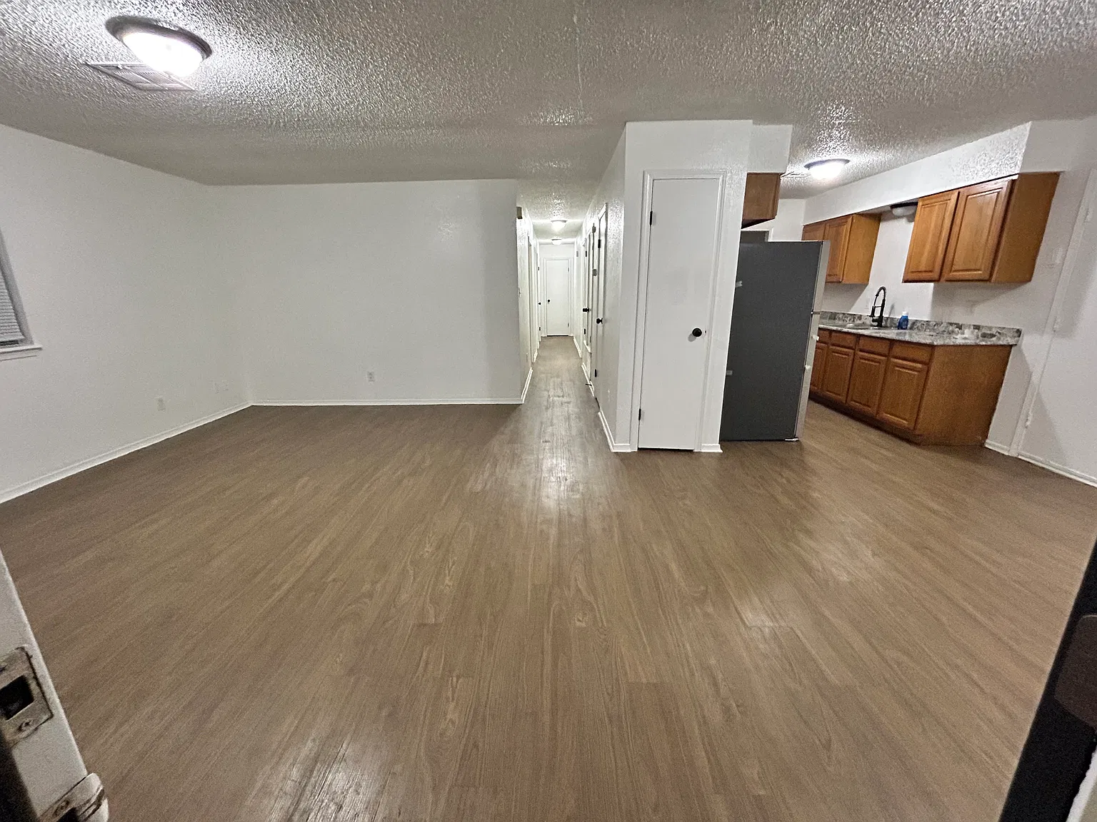 5 bed, 1650 sqft, $1,800 — Photo 3