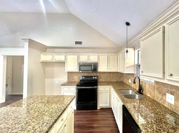 14385 Old Humble Pipeline Rd, Conroe, TX 77302