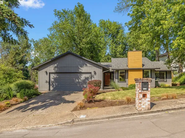 1716 Aspen Ct, Lake Oswego, OR 97034