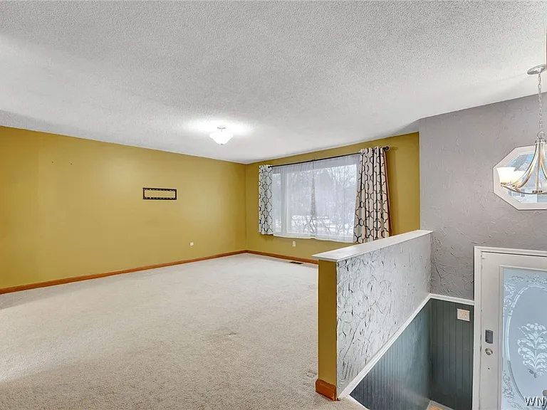 36 Altair Dr — Photo 4
