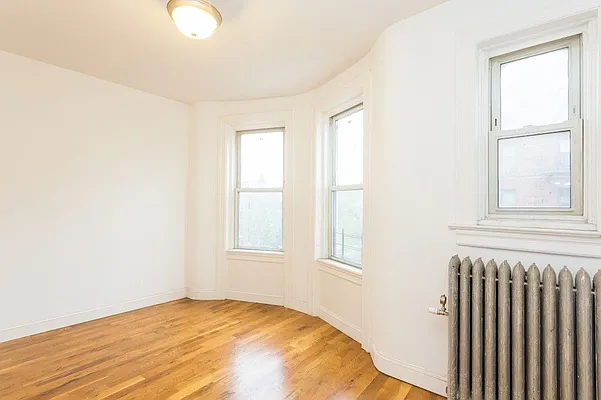 Rented by MNS | media 31