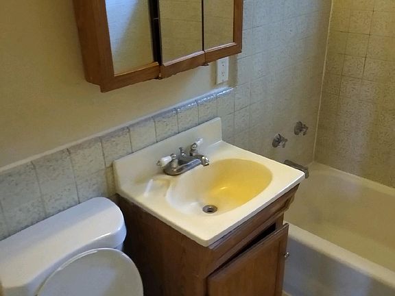 5th image of 1616 Park Ave #7